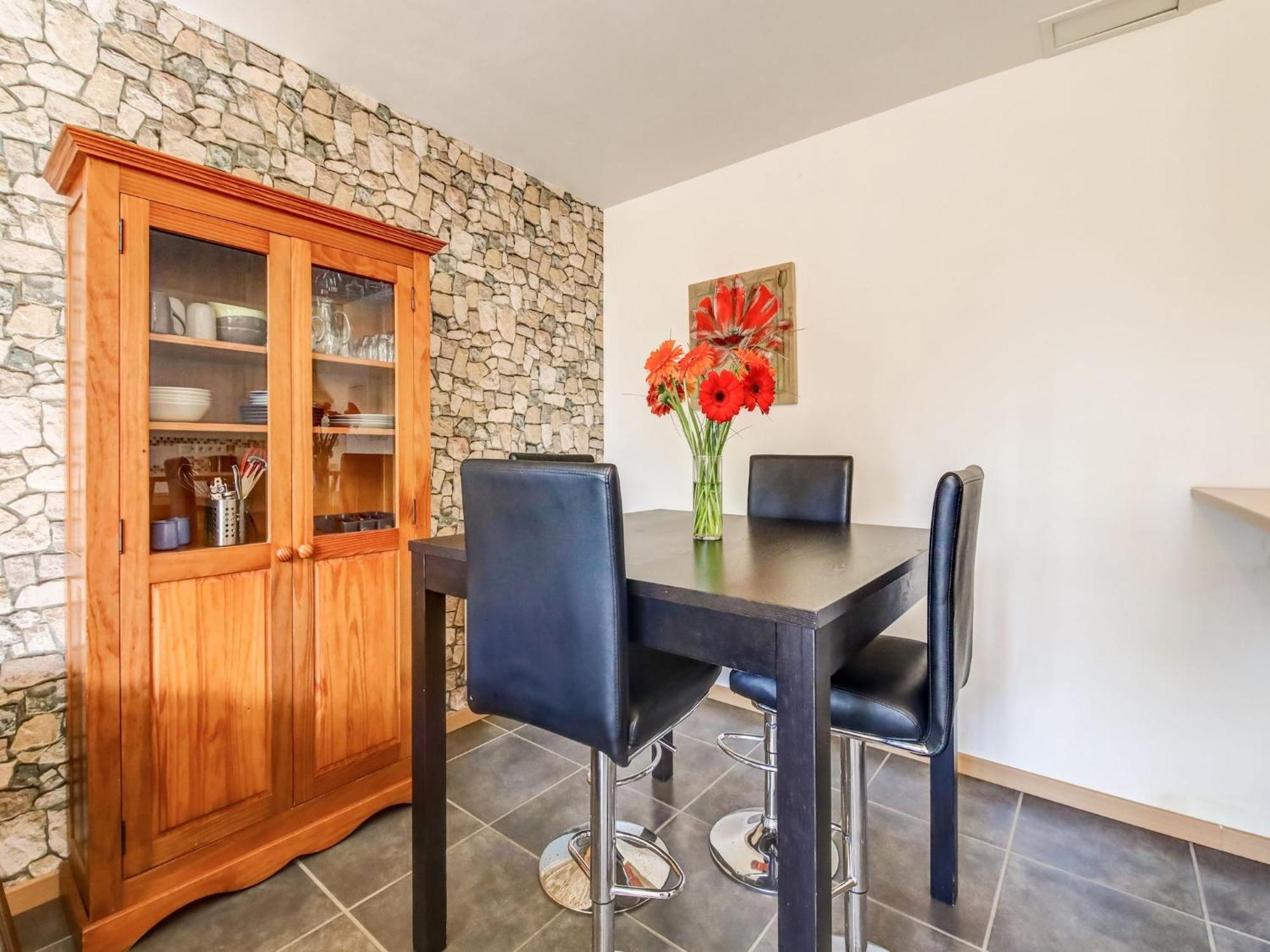 Holiday Home With Garden In Brainville Kültér fotó